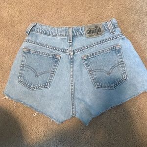 levi shorts